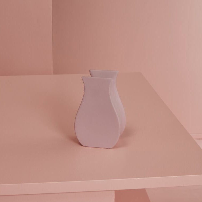 Outline Vase