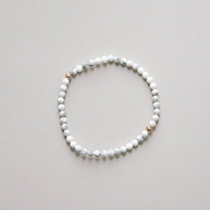 Faceted Dainty Breathe Howlite Gemstone Bracelet